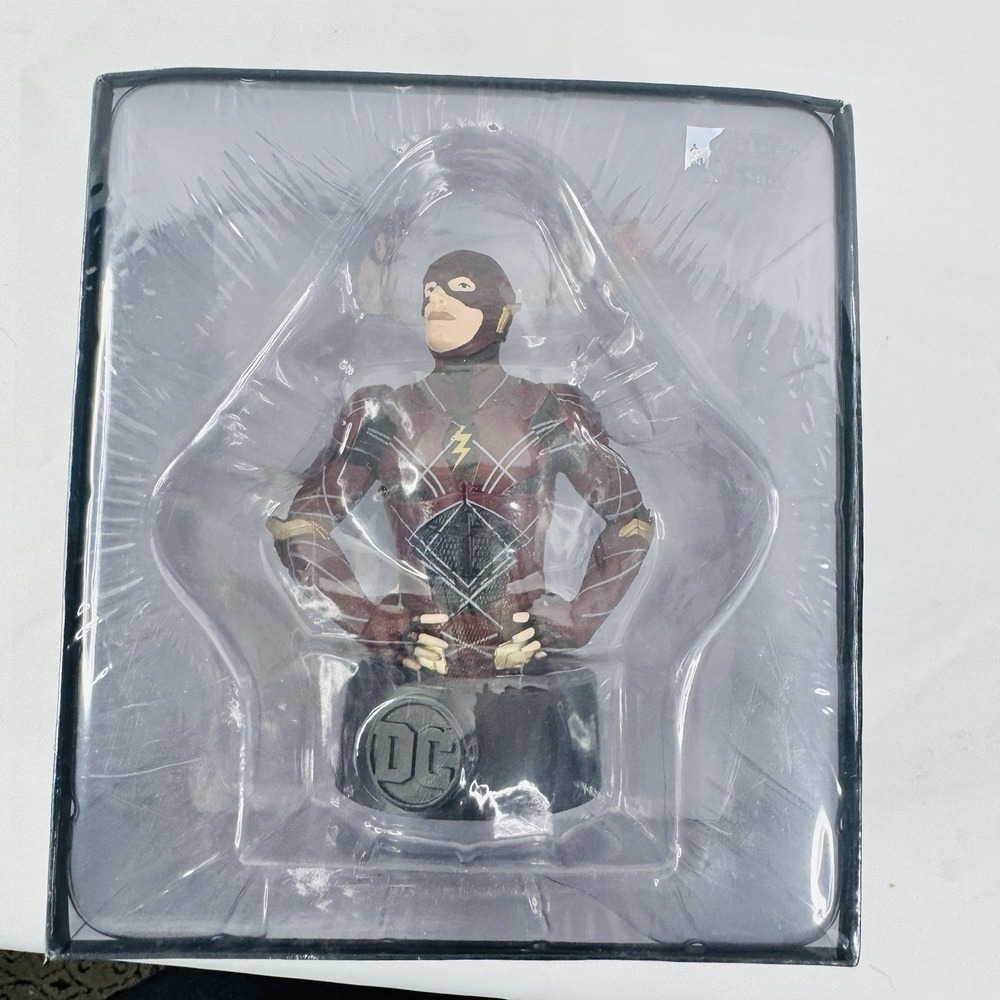 BATMAN Universe DCBUK18 the Flash Red & Black 5" tall Eaglemoss DC‎ Comics Bust